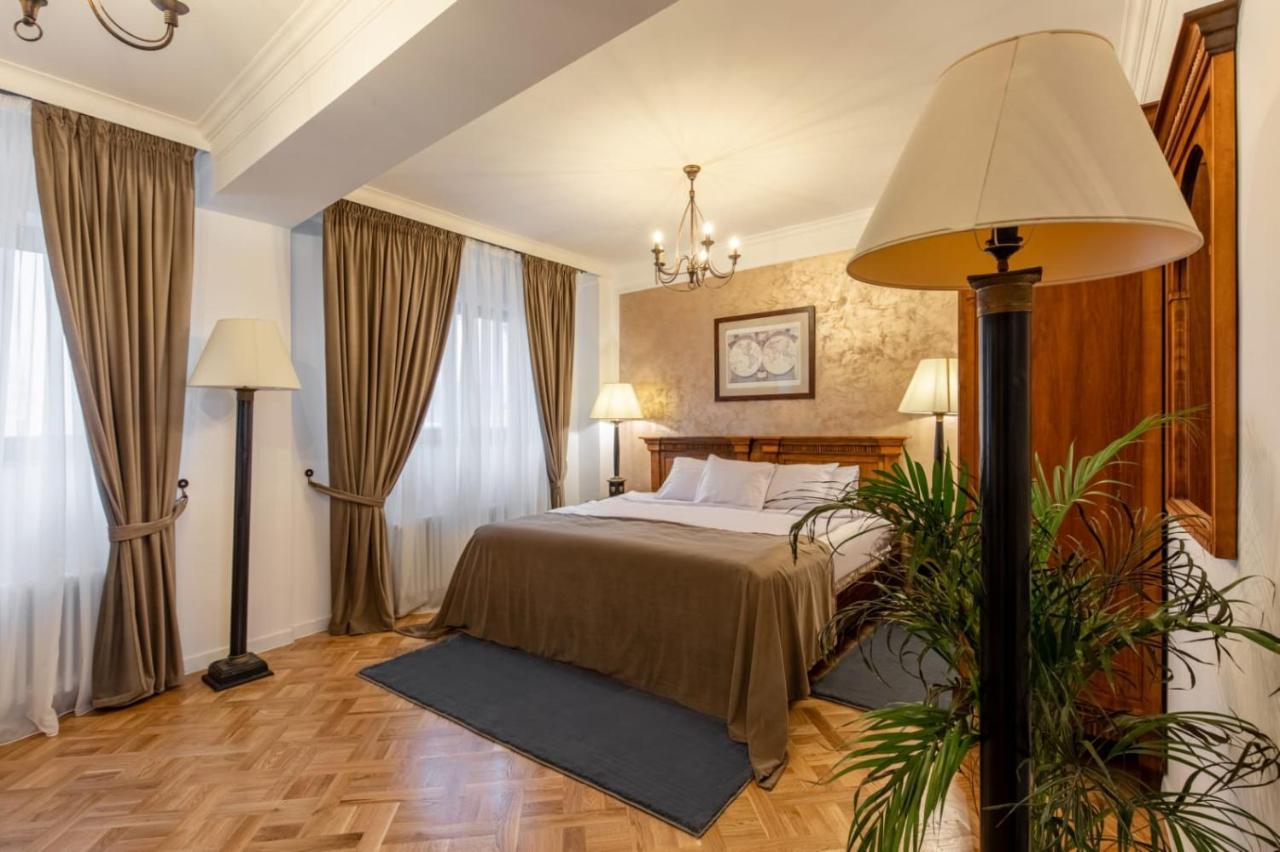 Clucerului Arc De Triomphe Hotel Bukarest Kültér fotó