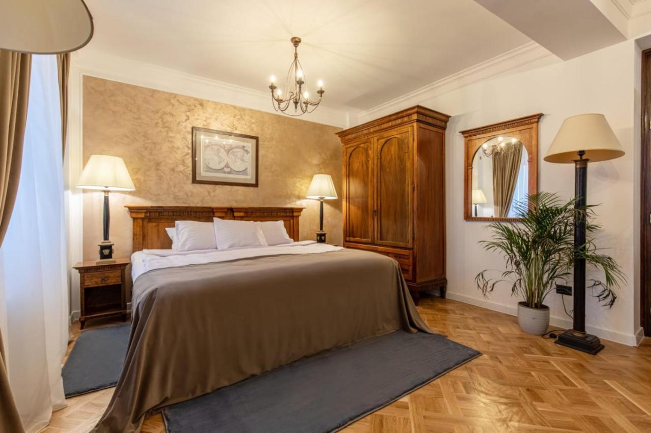 Clucerului Arc De Triomphe Hotel Bukarest Kültér fotó