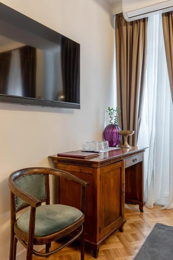 Clucerului Arc De Triomphe Hotel Bukarest Kültér fotó
